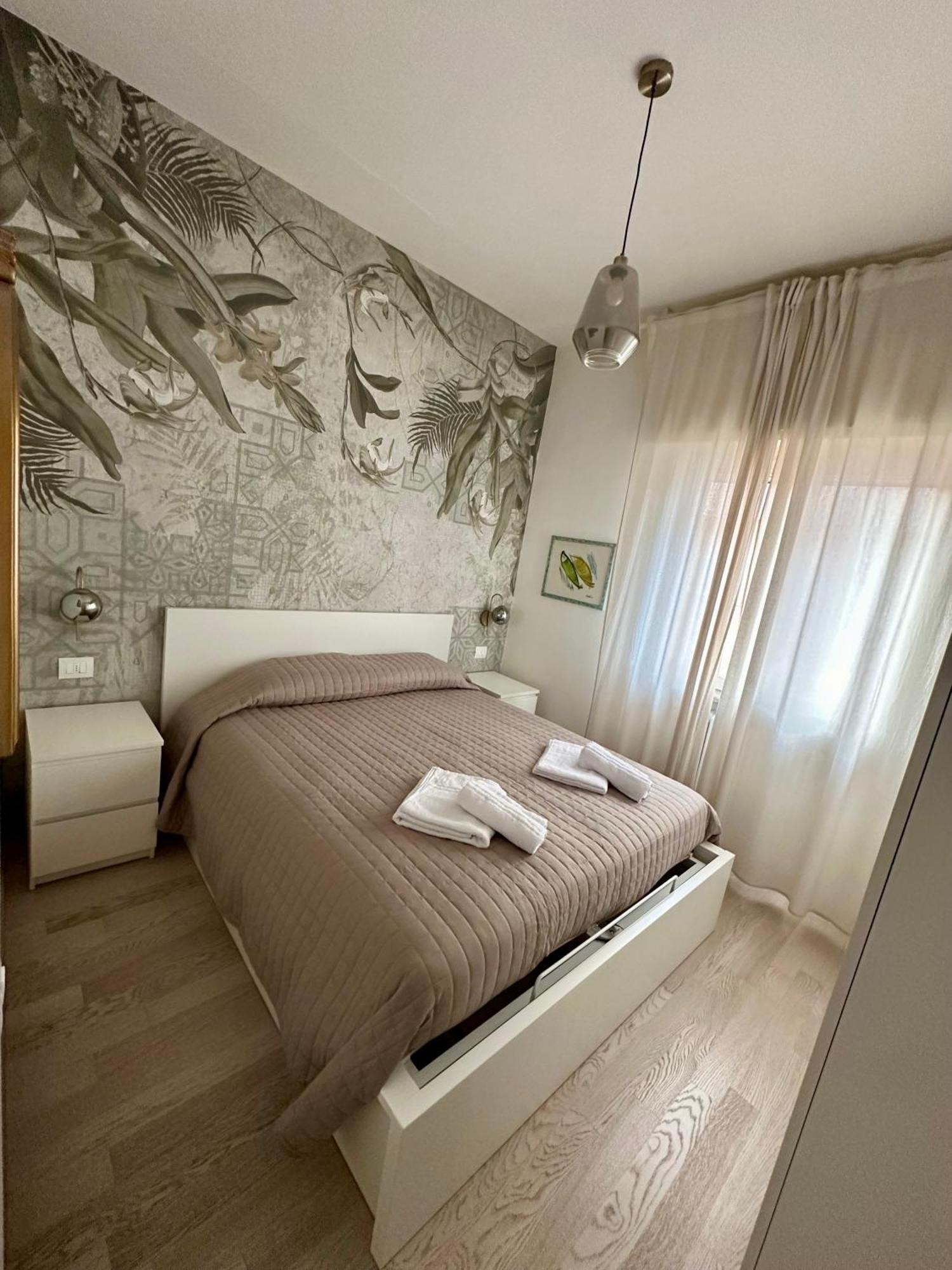 Rooftop-Marinacentro-Unique-Beach-Fun-Smart-Loveapt-Train-Park Rimini Extérieur photo